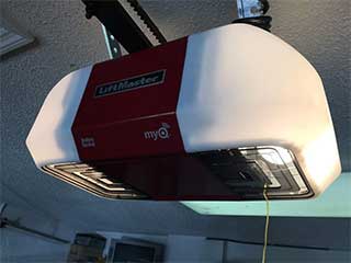 Choosing a New Garage Door Opener | Garage Door Repair Danbury, CT Choosing a New Garage Door Opener | Garage Door Repair Danbury, CT